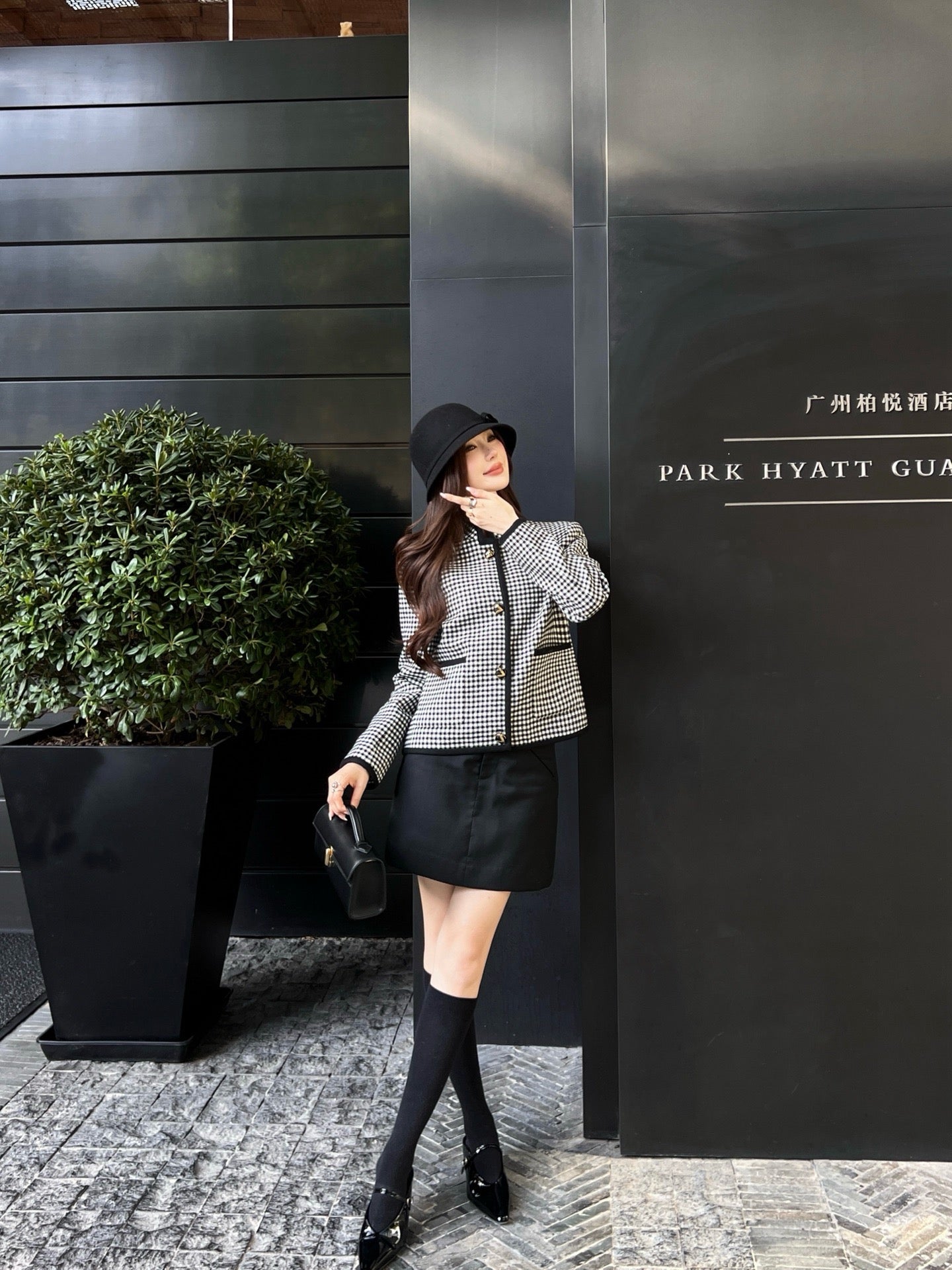 Va1en NEW plaid coat