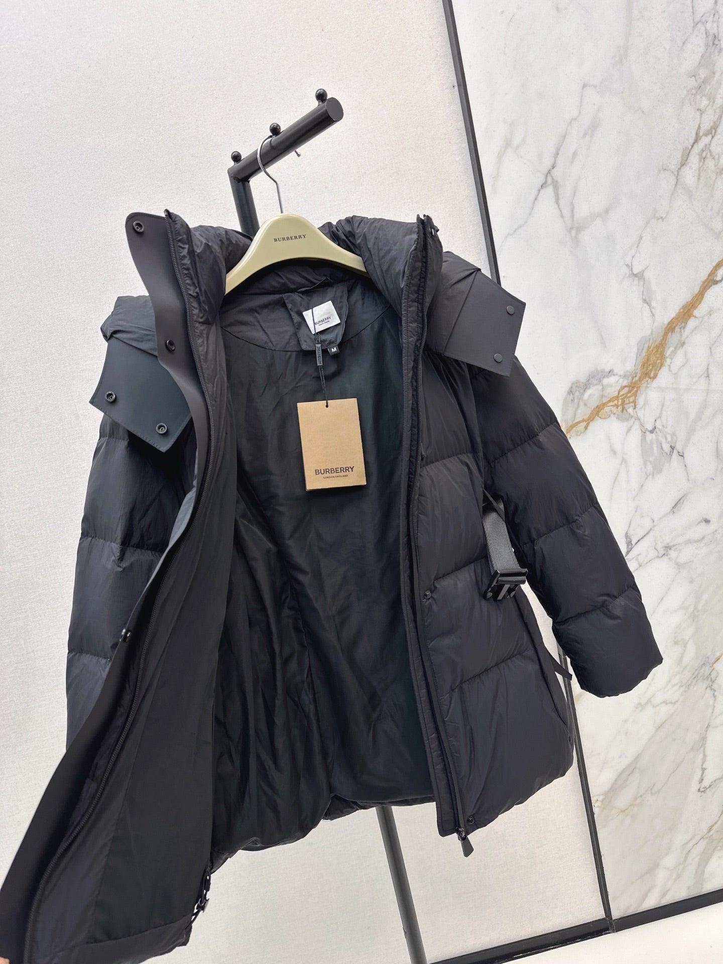 Bur NEW hooded down jacket