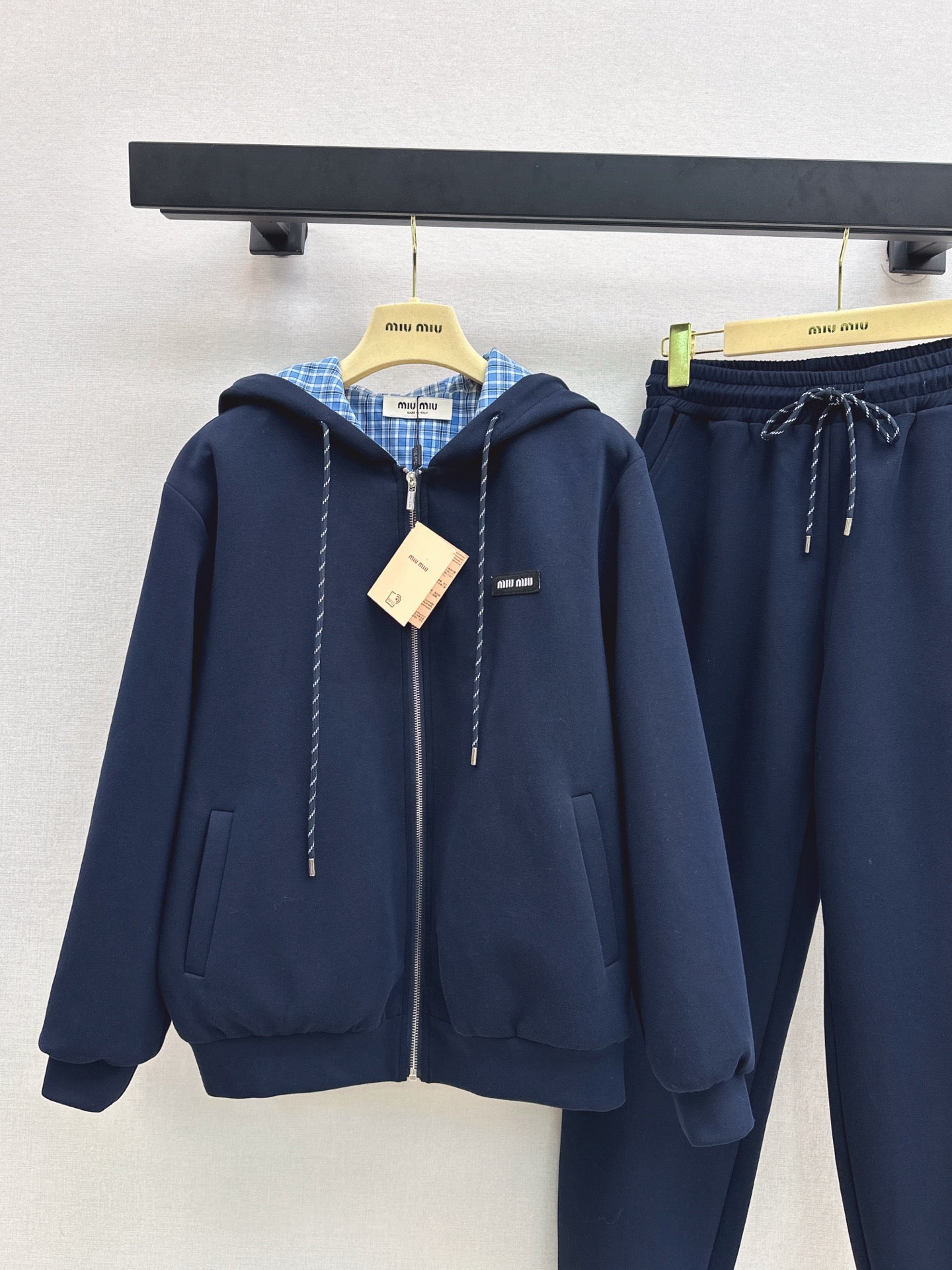 Miu NEW Reversible suit