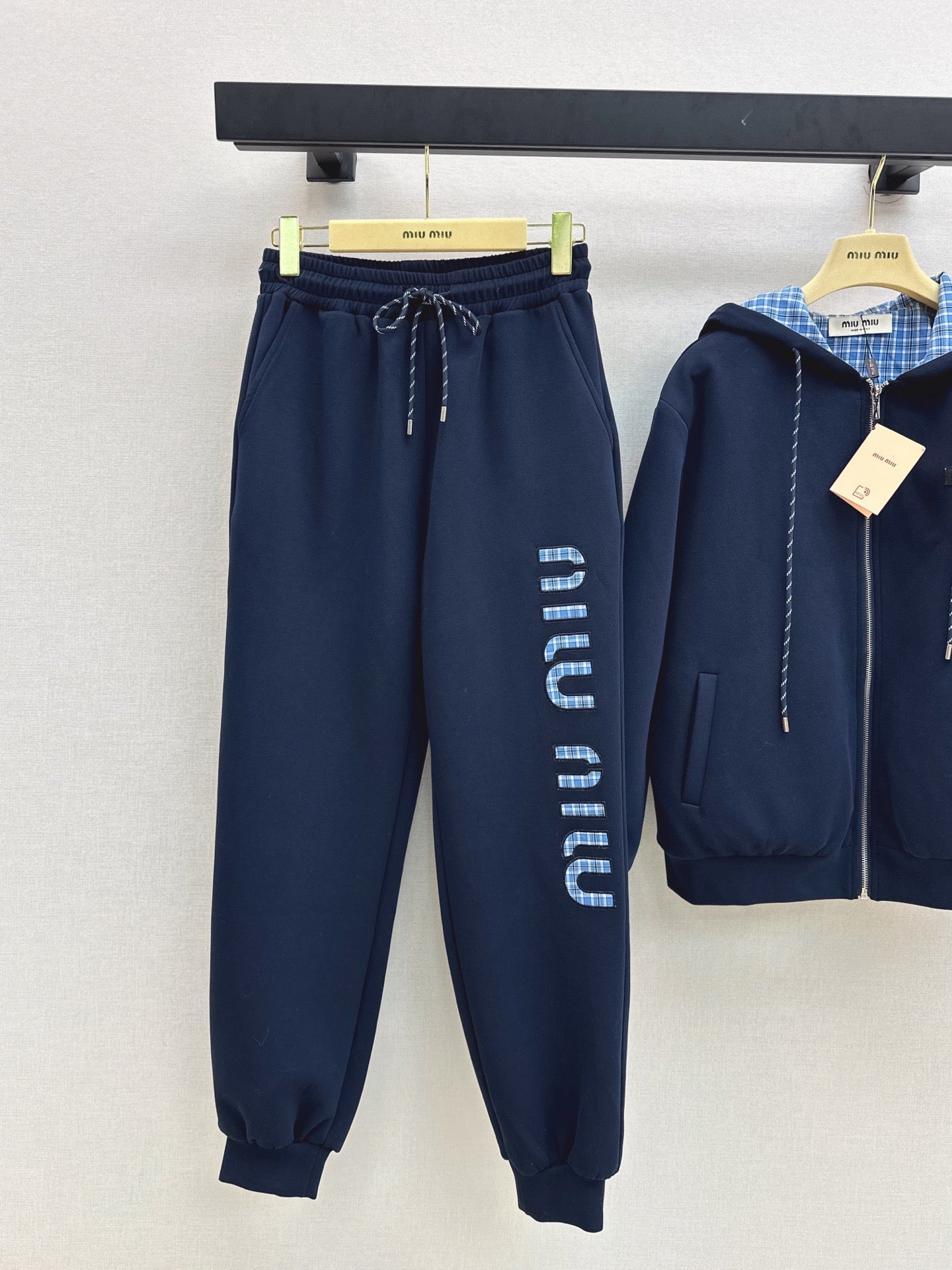 Miu NEW Reversible suit