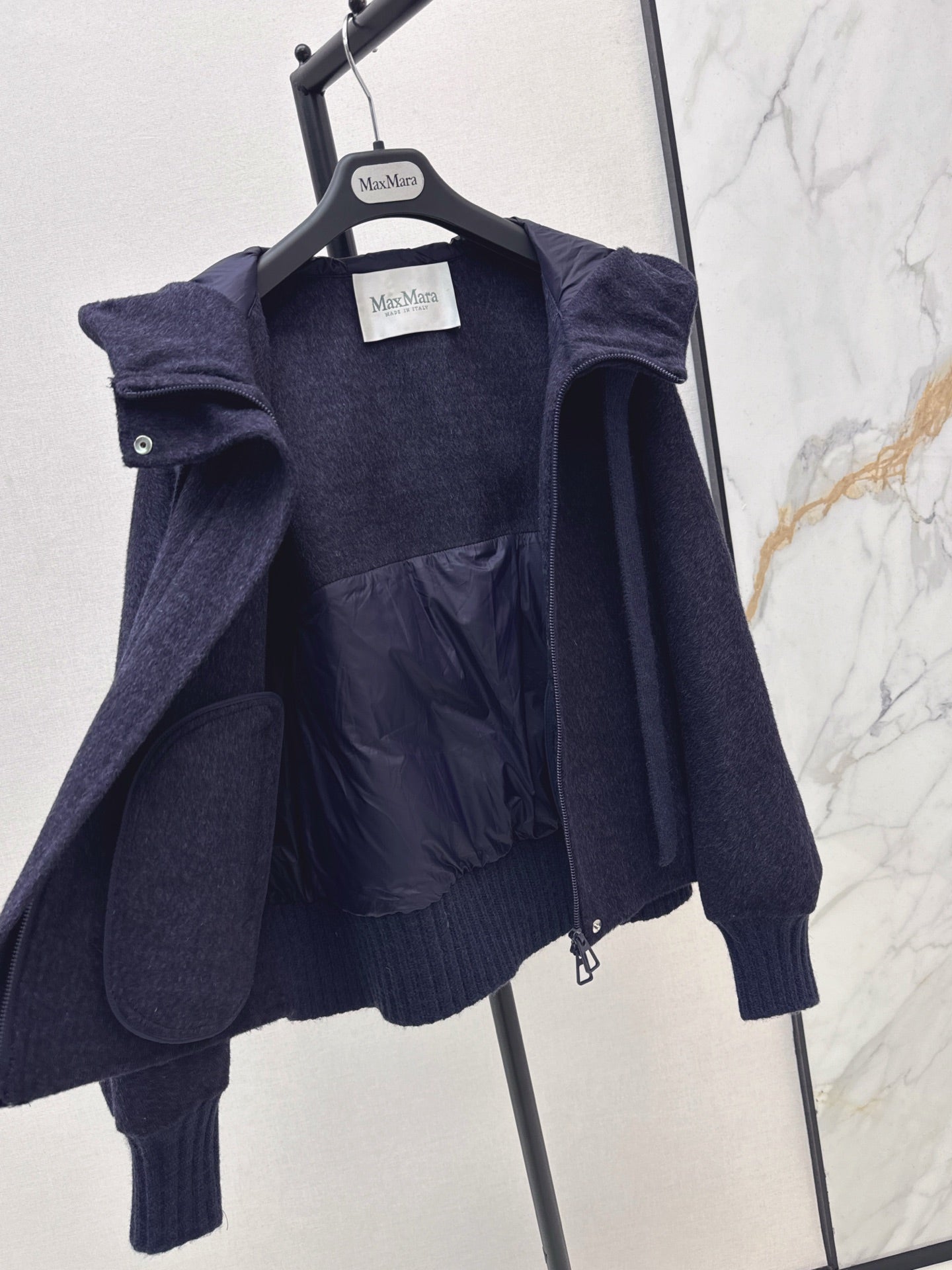 Max NEW hooded down jacket