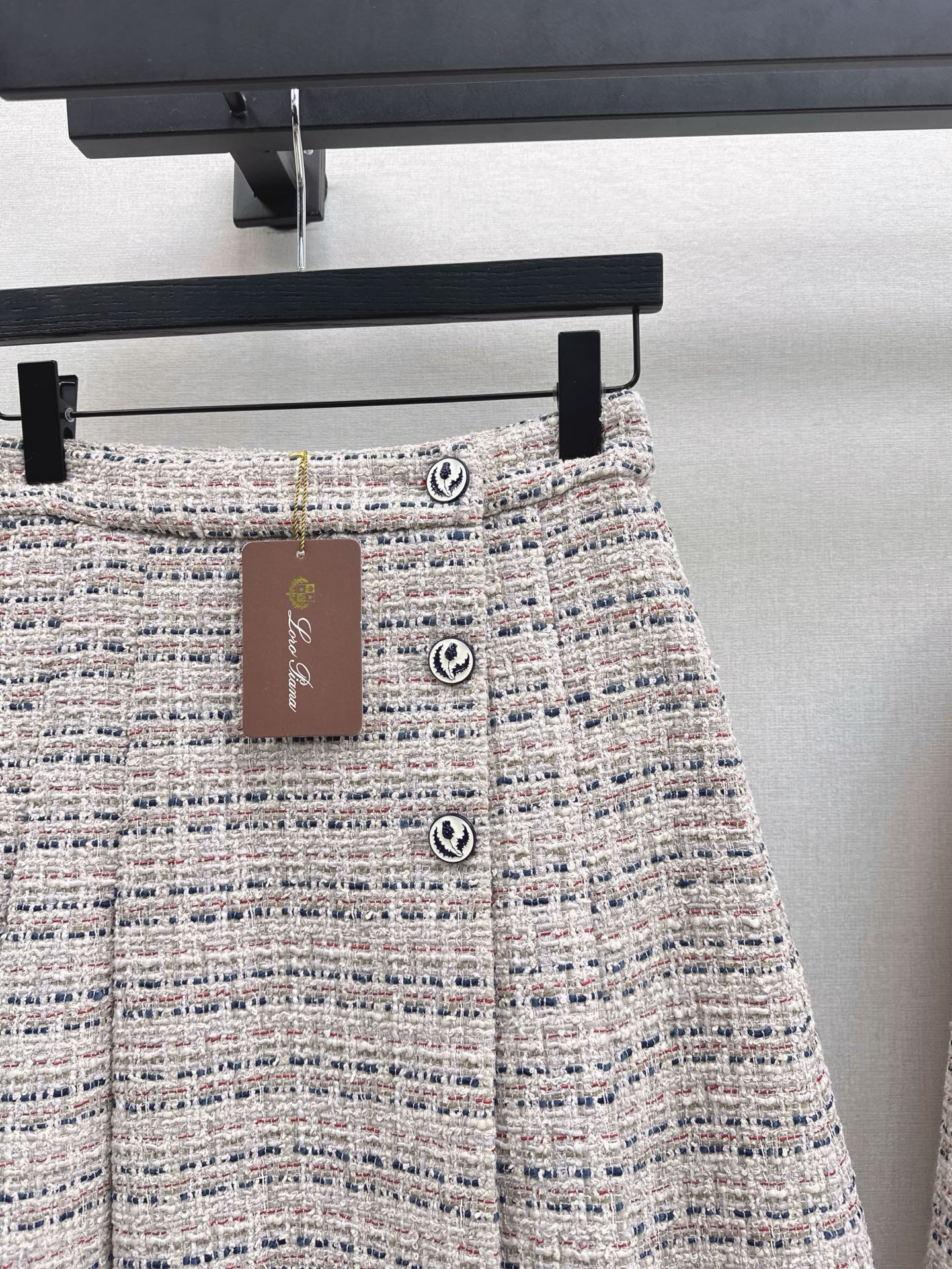Loro NEW woven skirt
