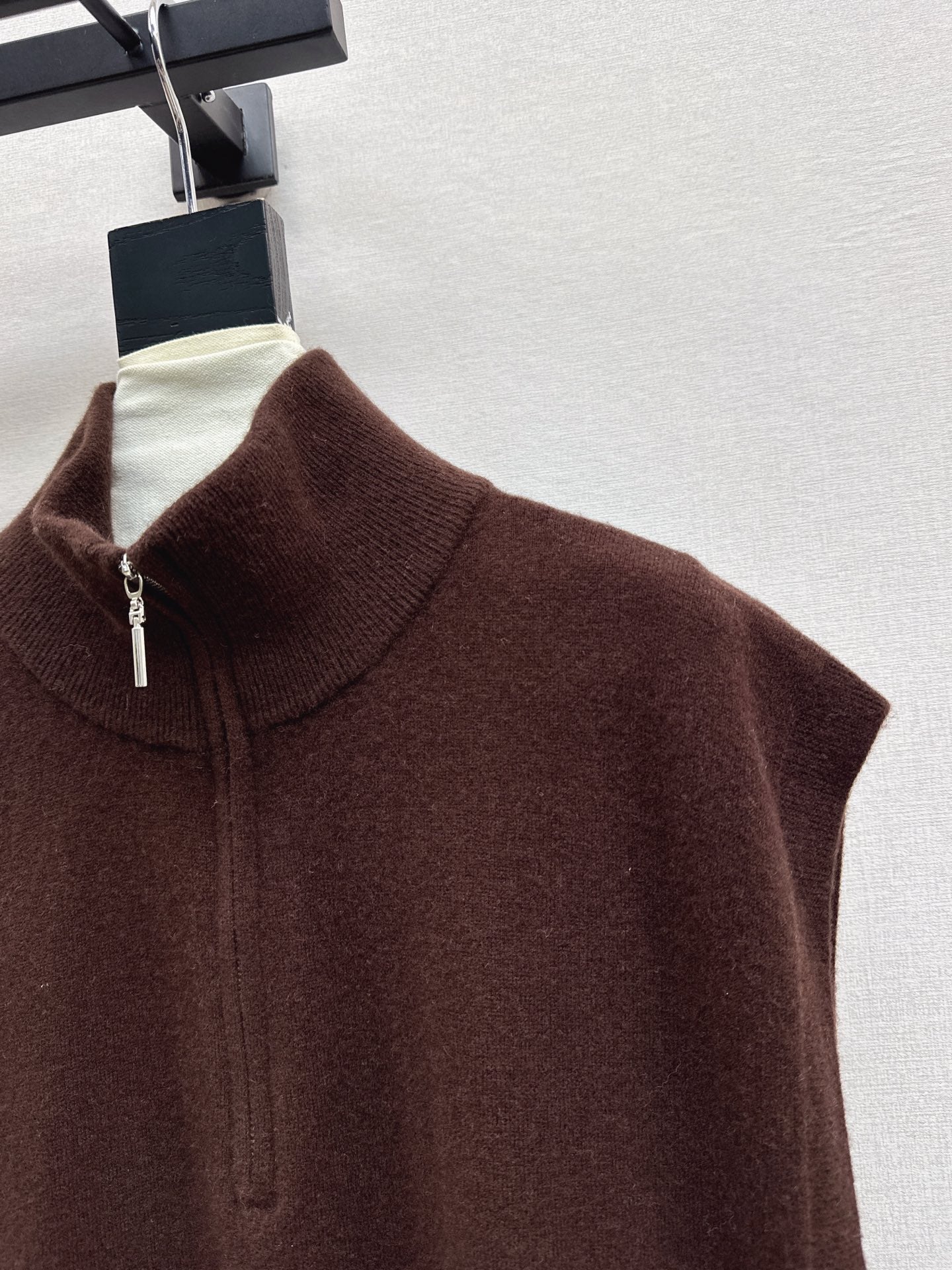 Herm NEW Wool sleeveless dress