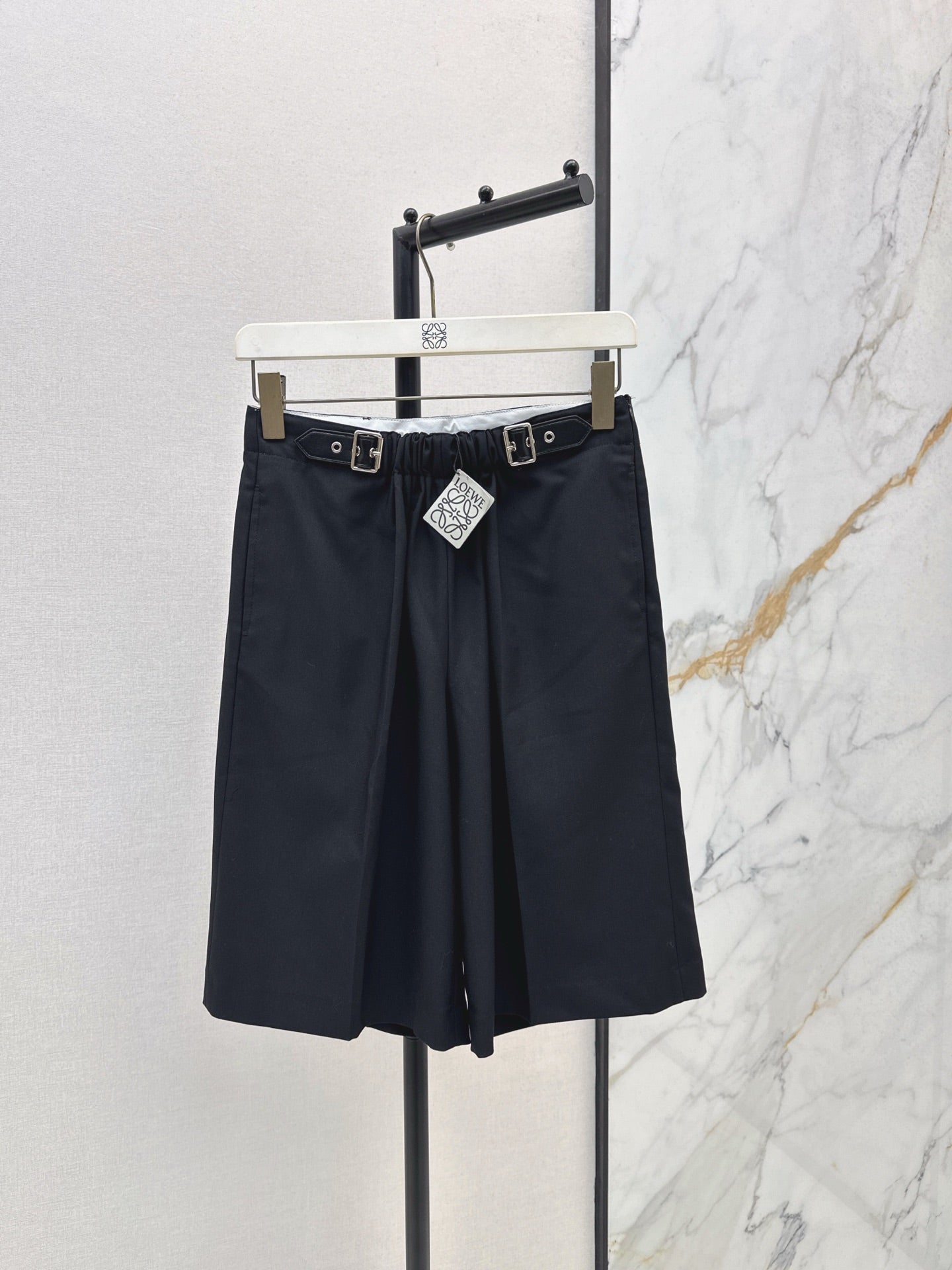 Loe NEW high waist shorts