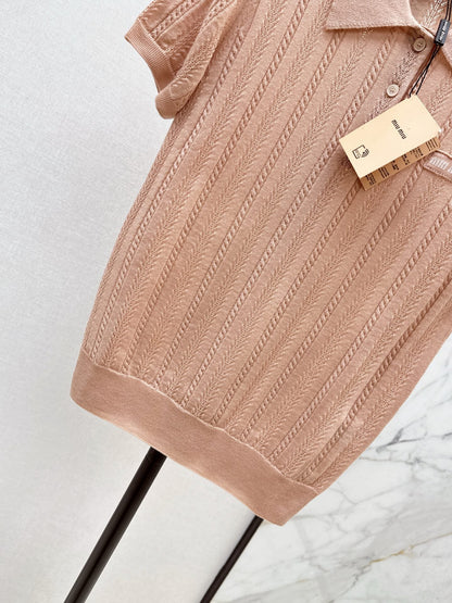 Loe NEW POlO sweater