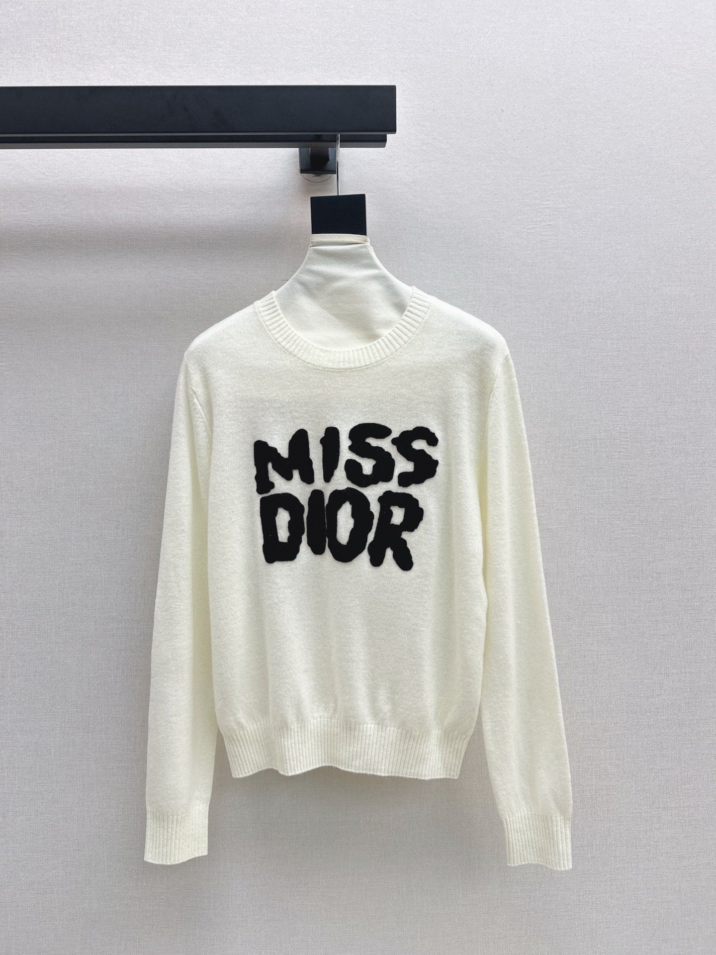 CD NEW embroidered logo sweater