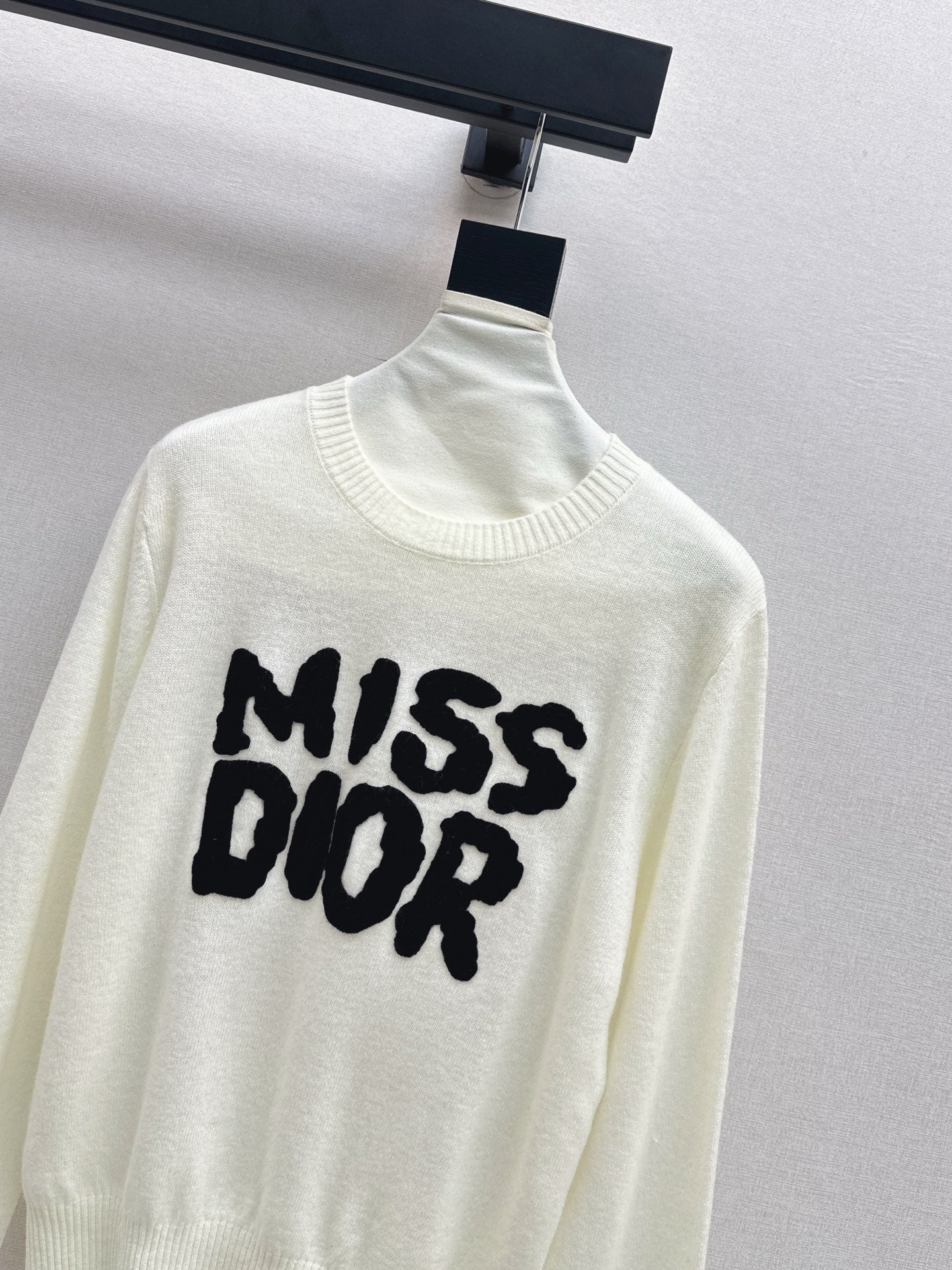 CD NEW embroidered logo sweater