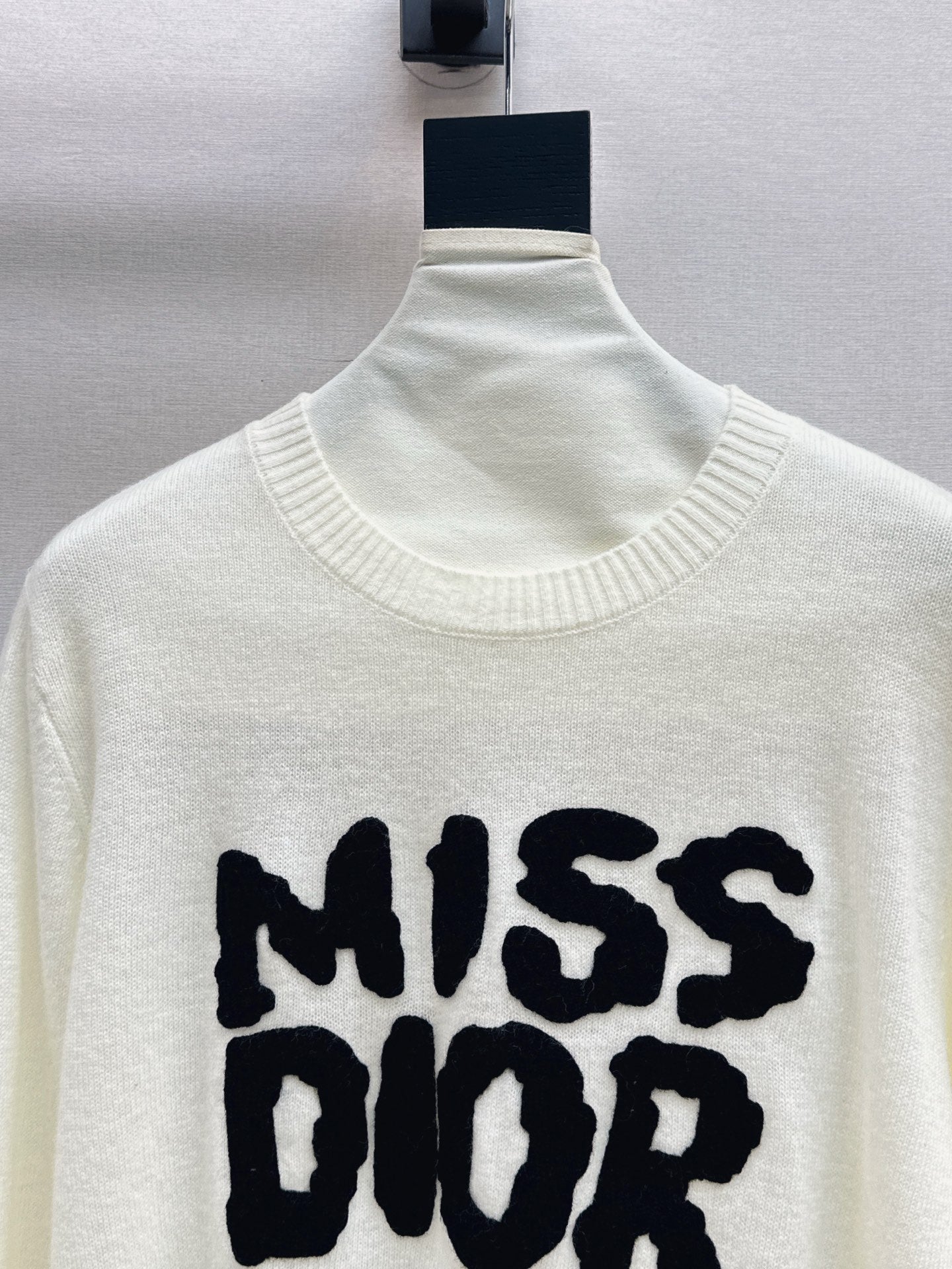 CD NEW embroidered logo sweater