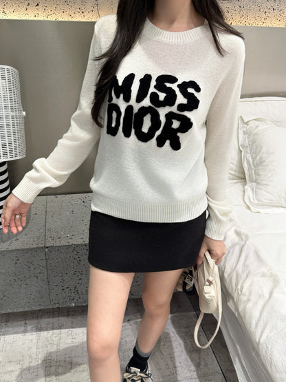 CD NEW embroidered logo sweater