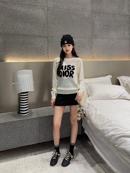 CD NEW embroidered logo sweater
