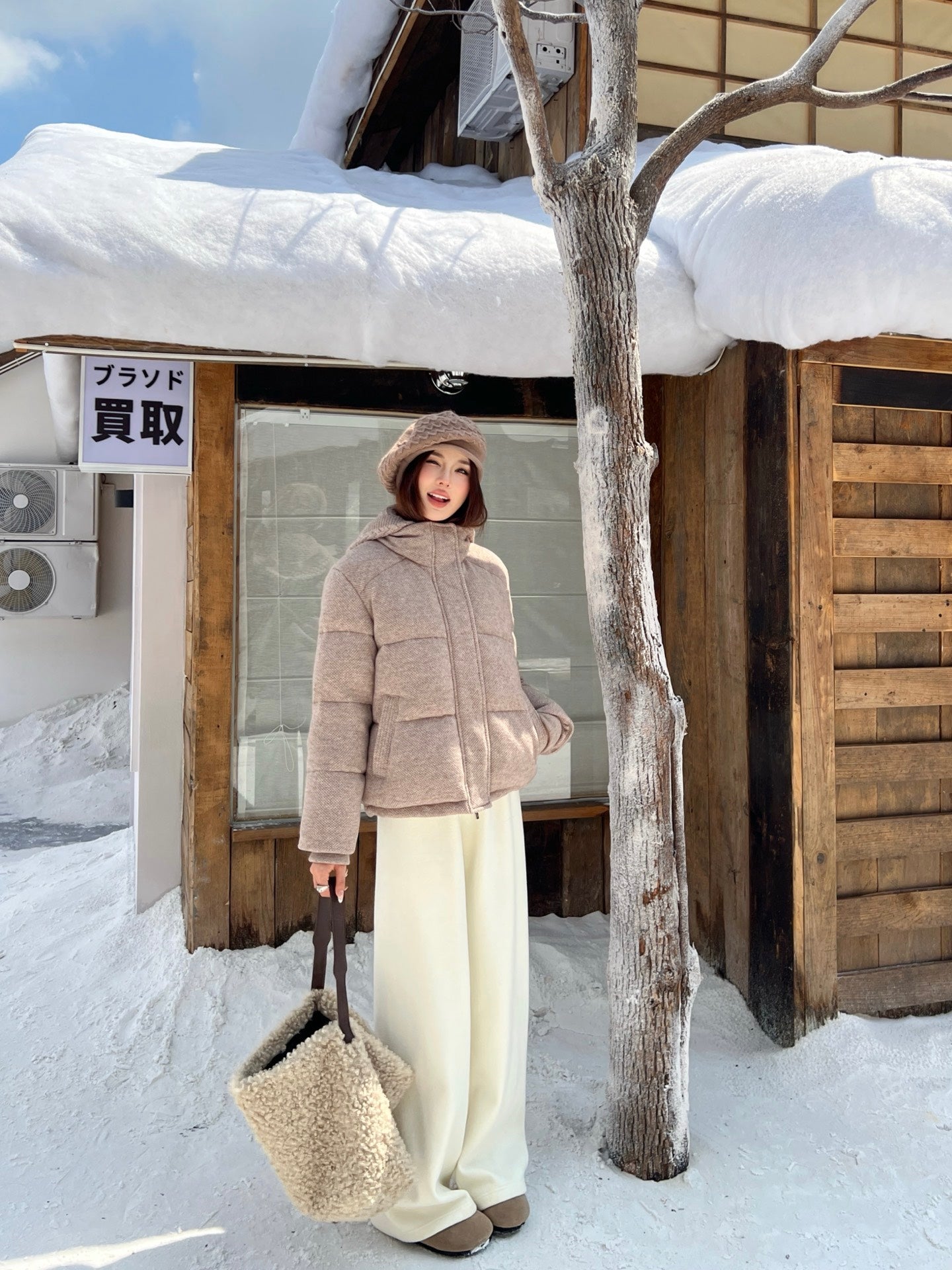 Loro NEW hooded down jacket