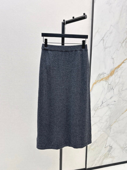 ER NEW Cashmere long skirt