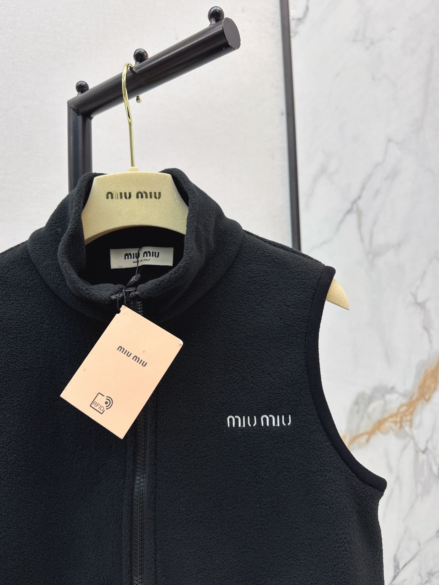 Miu NEW Short vest