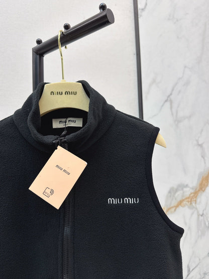Miu NEW Short vest