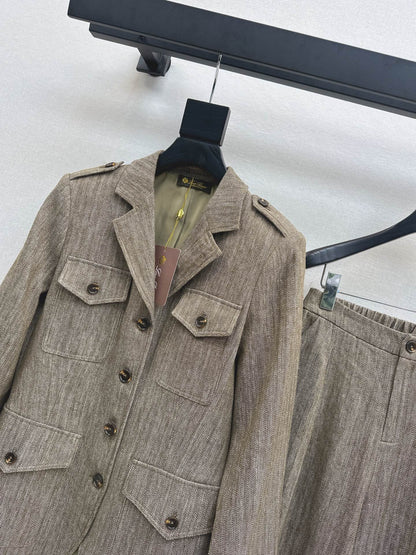 Loe NEW Linen suit