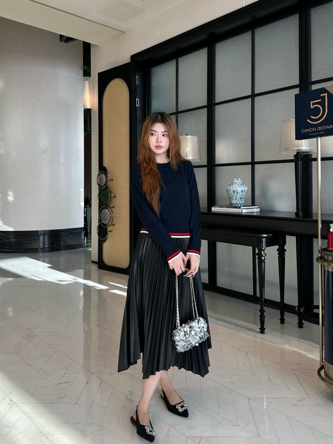 Miu NEW Knit a sweater