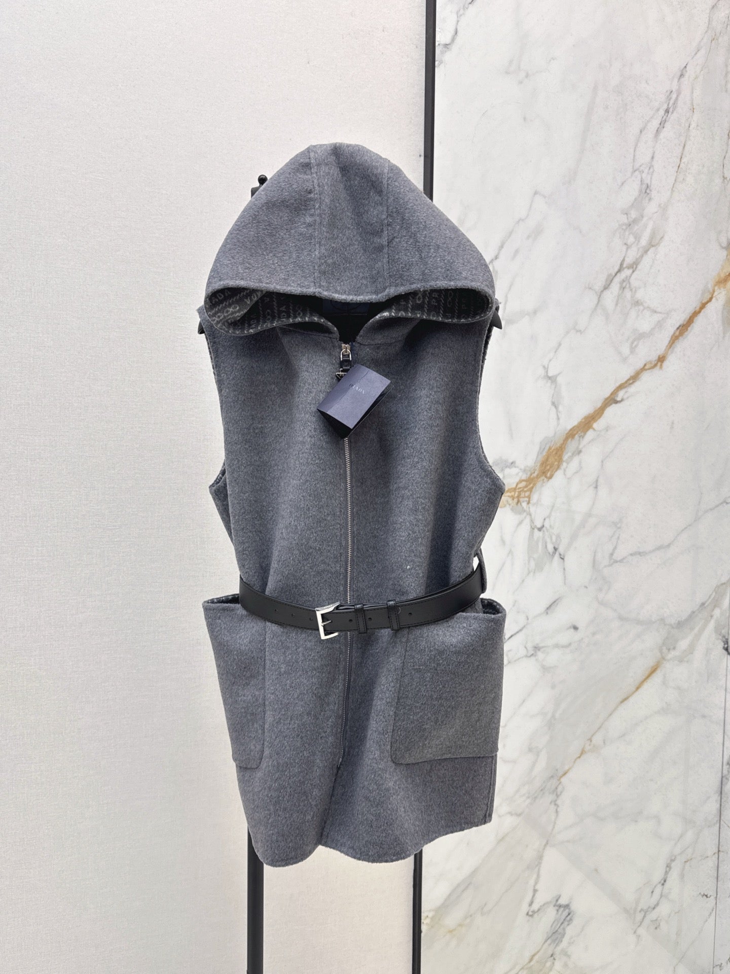 Pra NEW Hooded wool vest