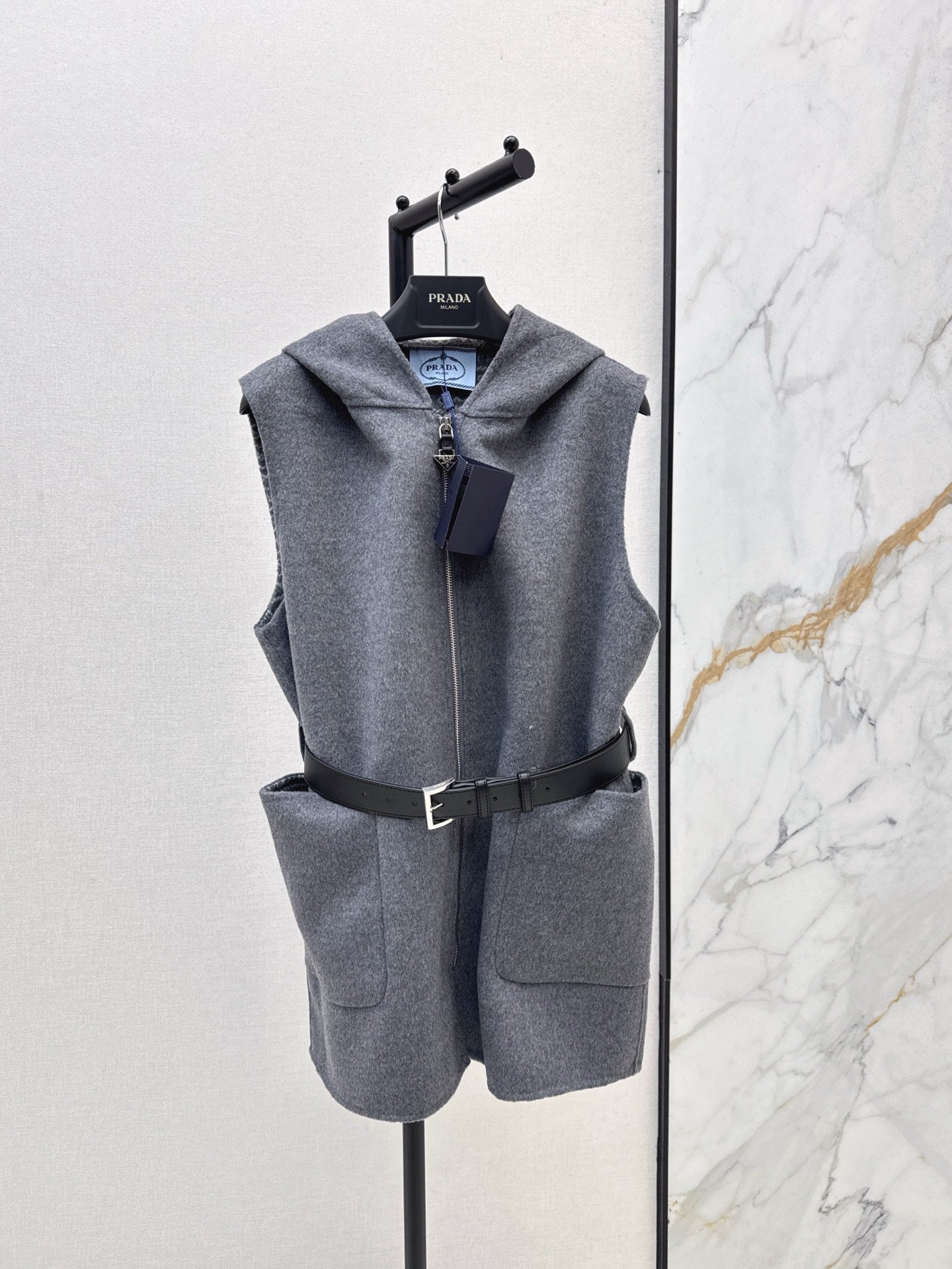 Pra NEW Hooded wool vest