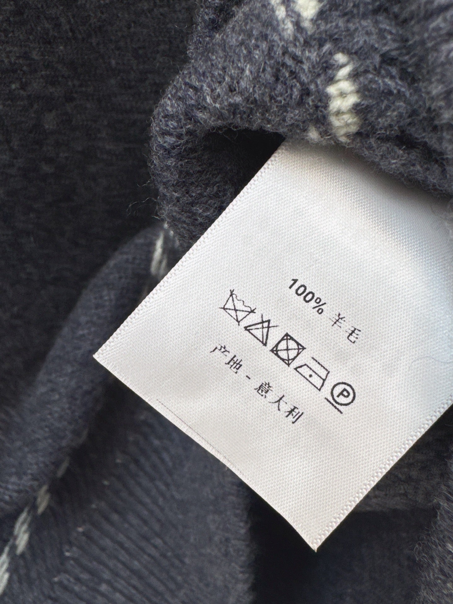 Loro NEW zipper sweater