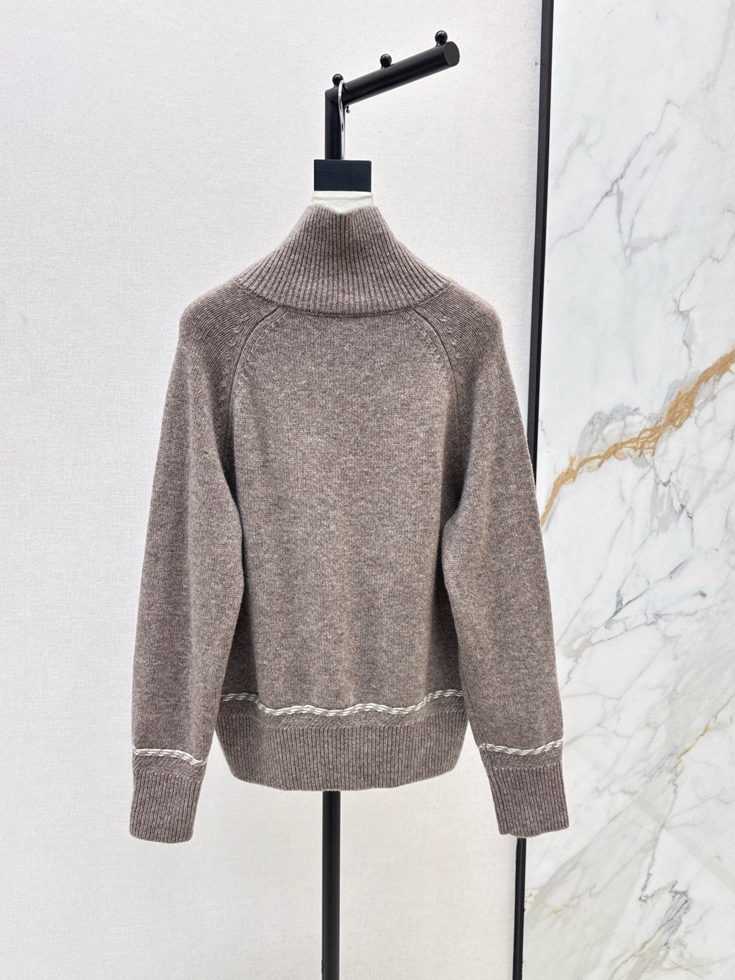 Loro NEW zipper sweater