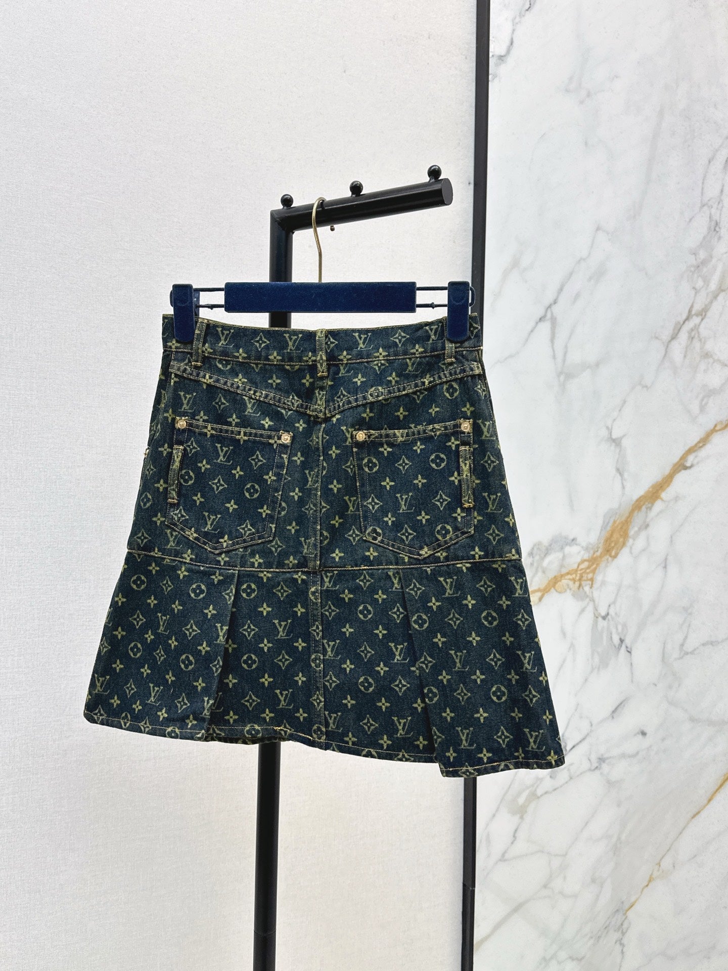 Louis NEW Printed denim skirt