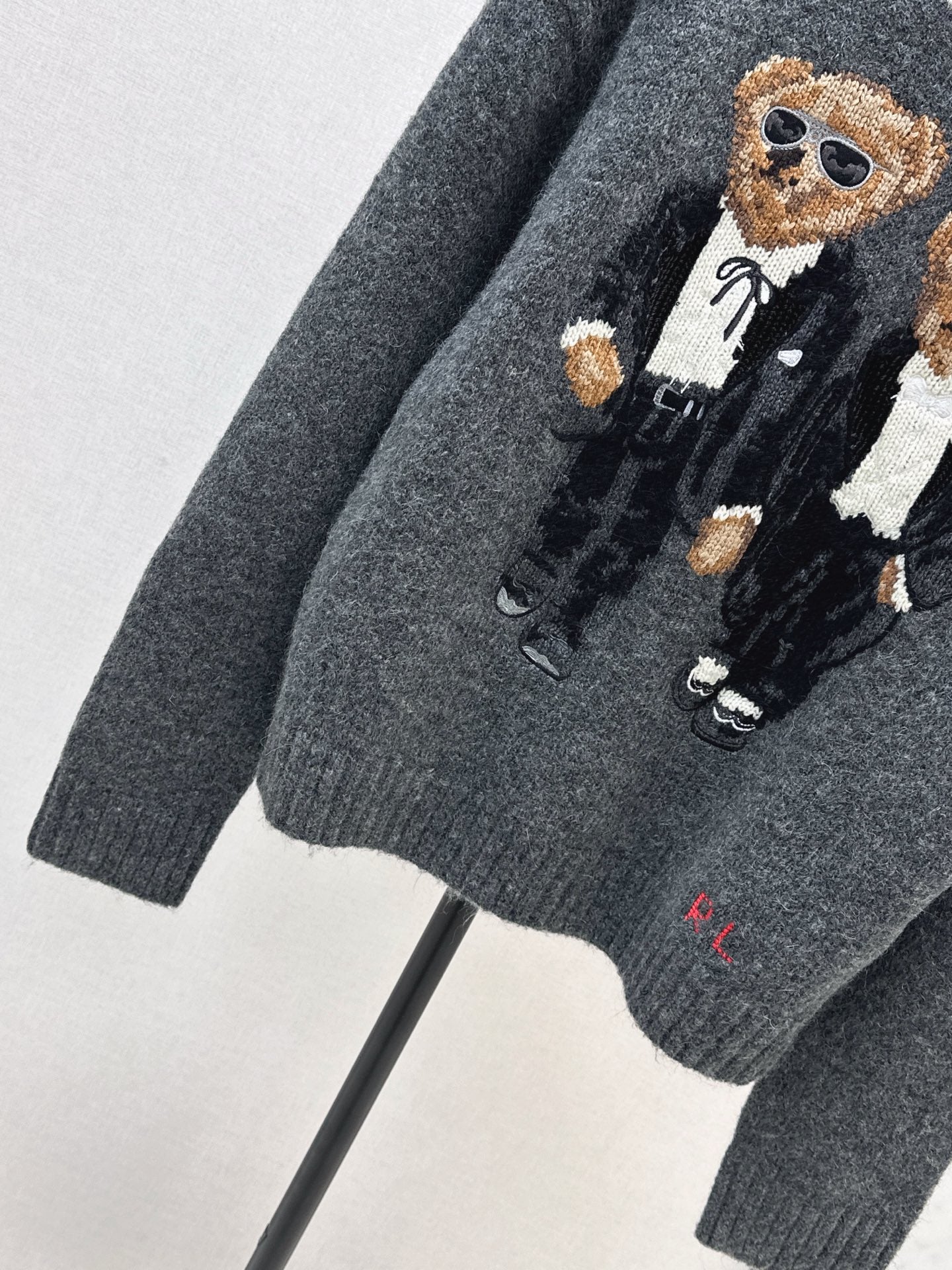 Ral NEW Crew neck sweater