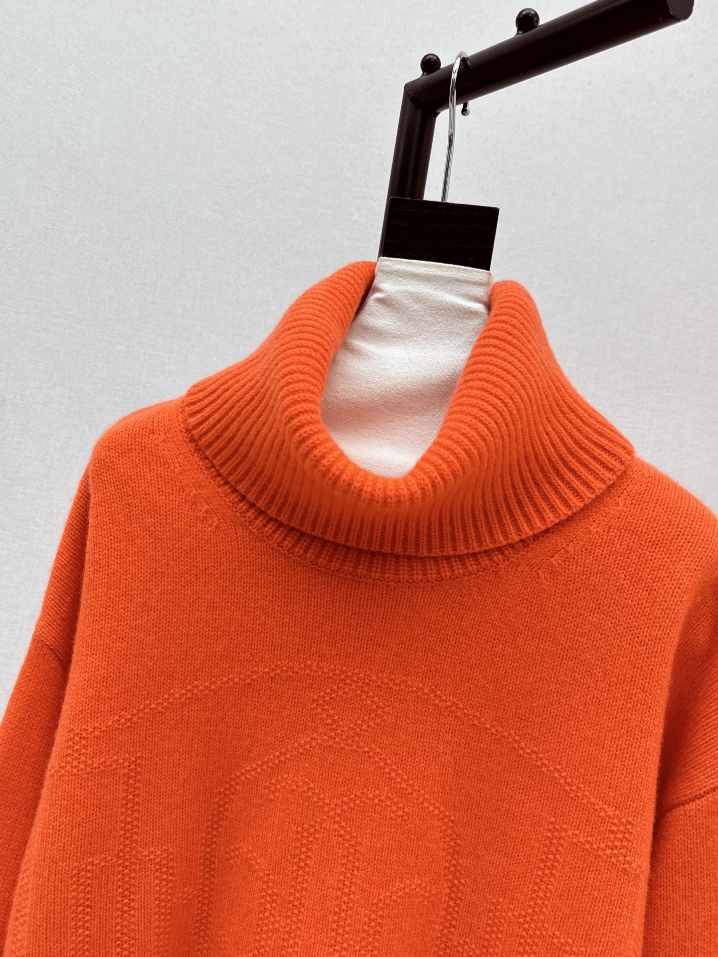 Herm NEW Cashmere sweater