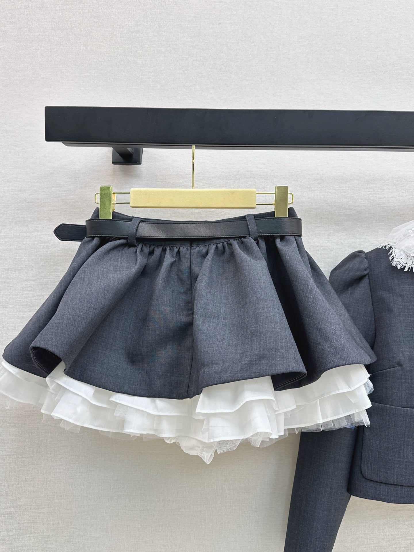 Miu NEW Lace sequin suit