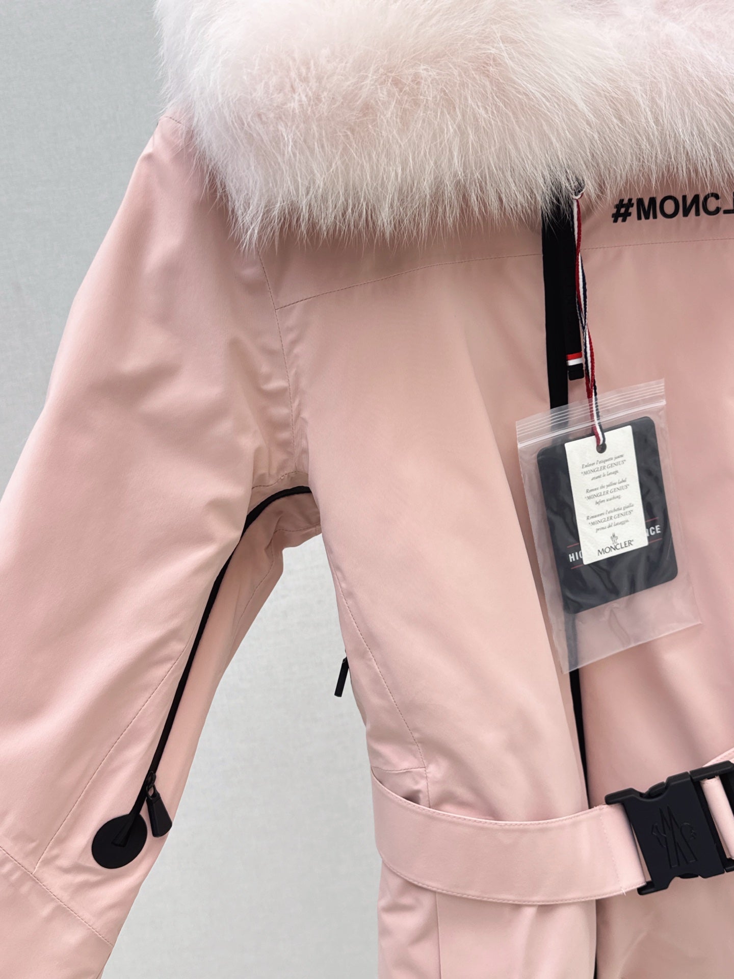 Monc NEW Belted down jacket