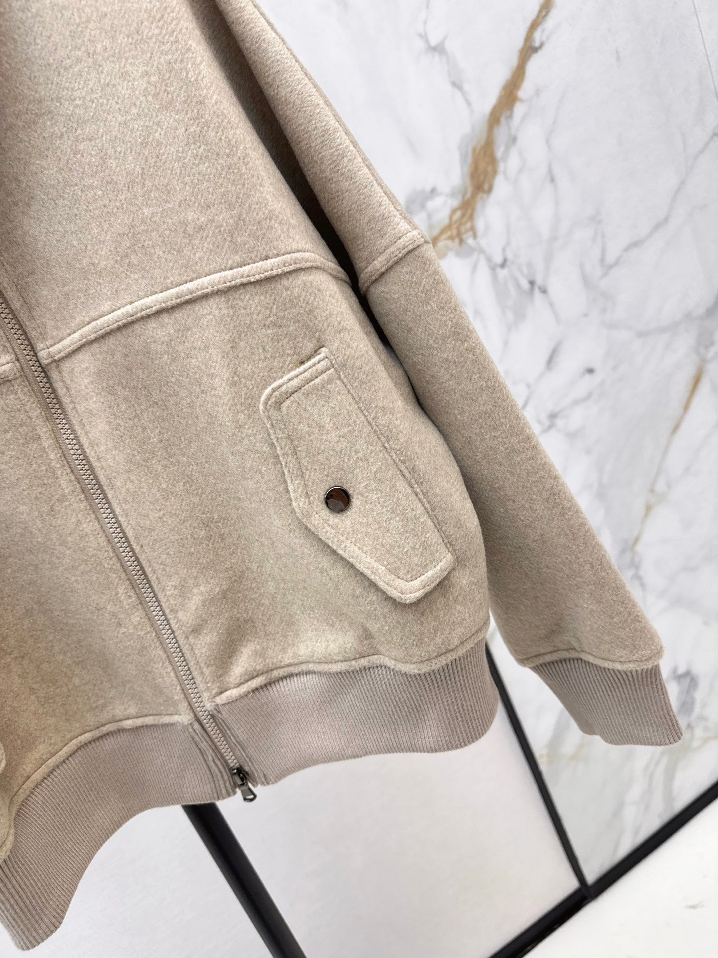 Brune NEW woolen coat