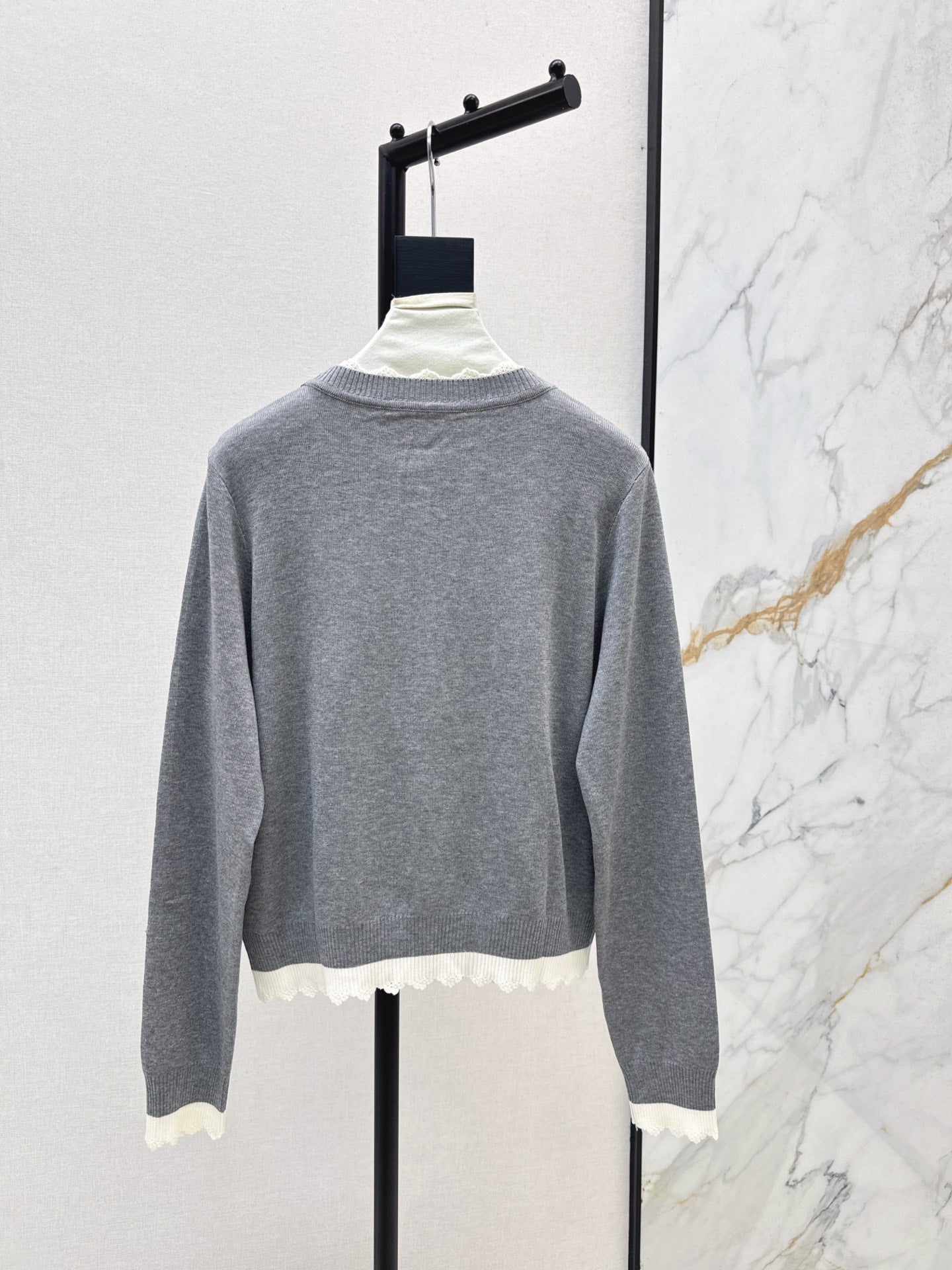 Miu NEW Round-neck cardigan