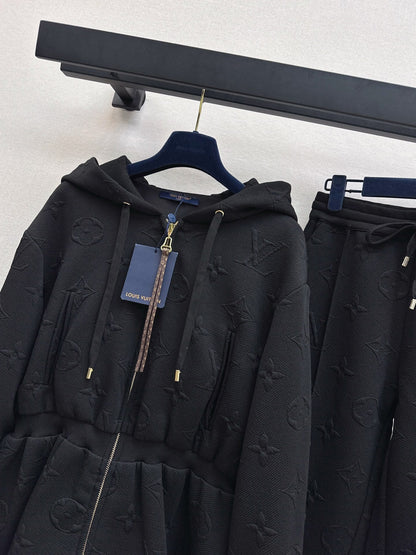 Louis NEW Embossed Letter Set