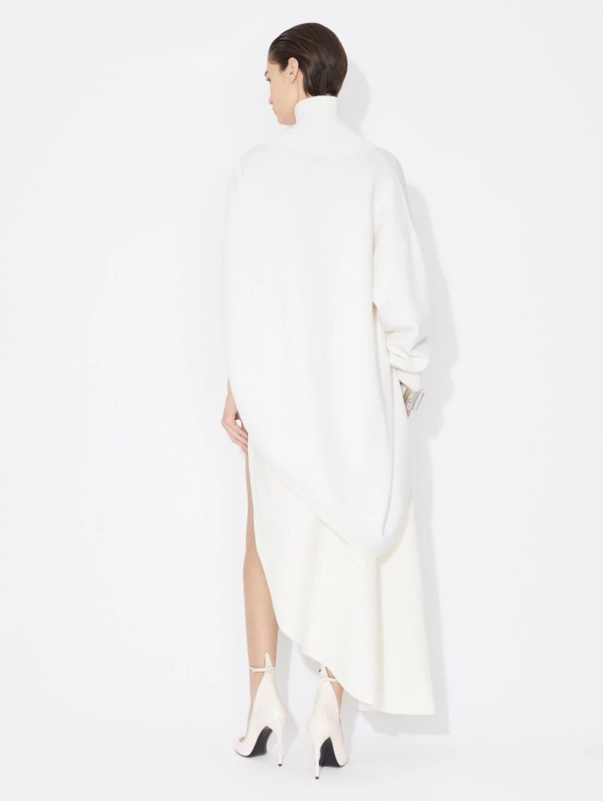 Max NEW Wool knitted sweater