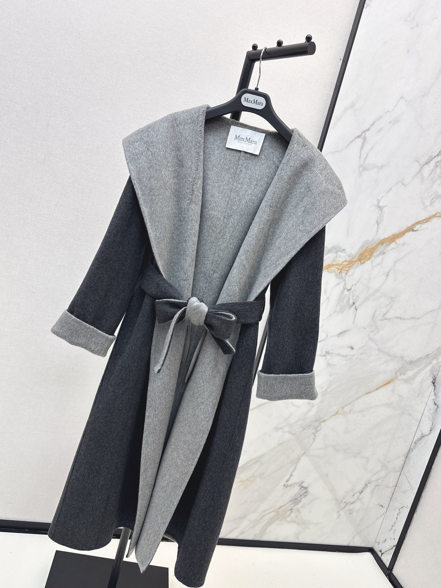 Max NEW Long wool coat