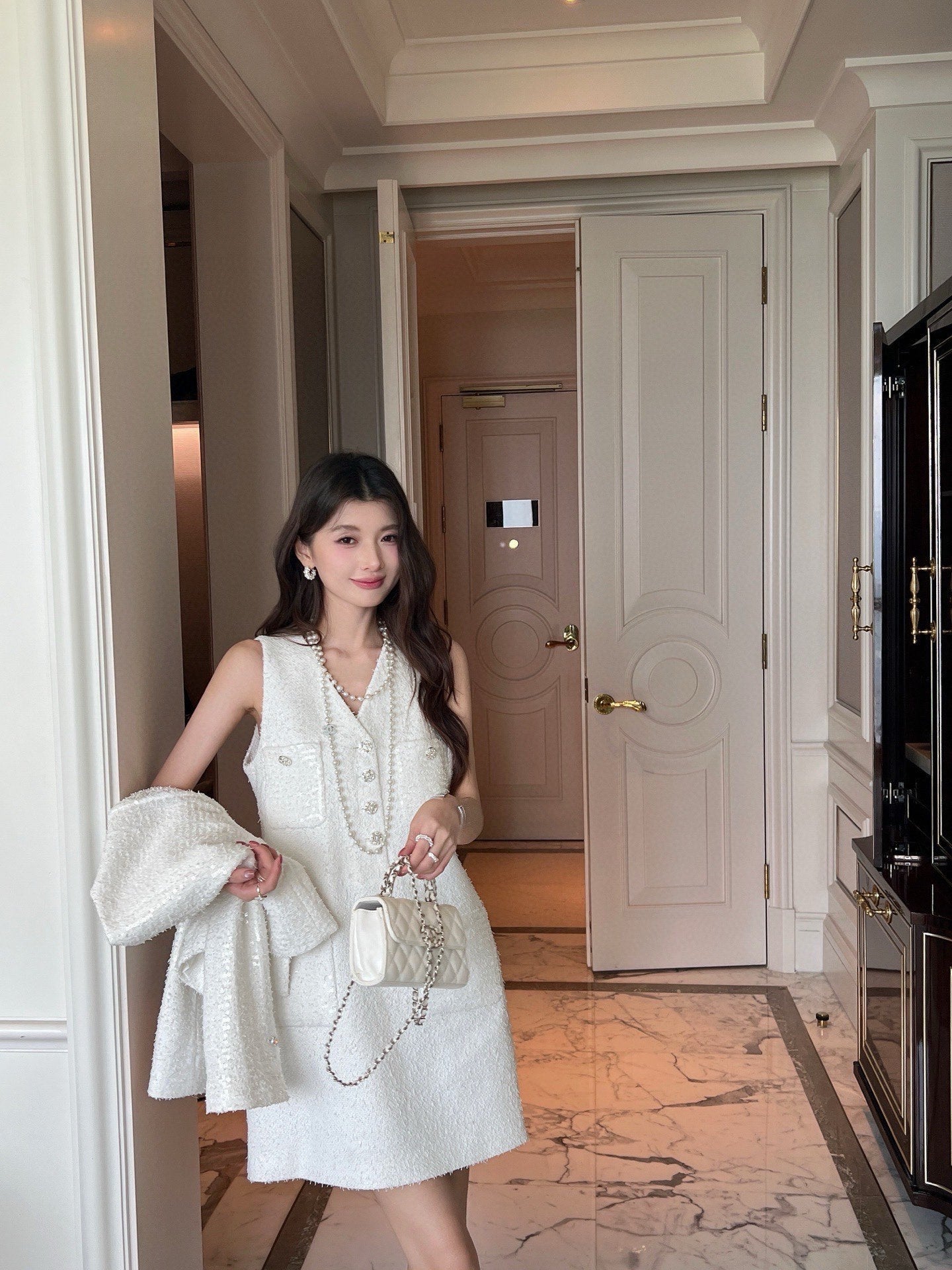 Chan NEW Sleeveless dress