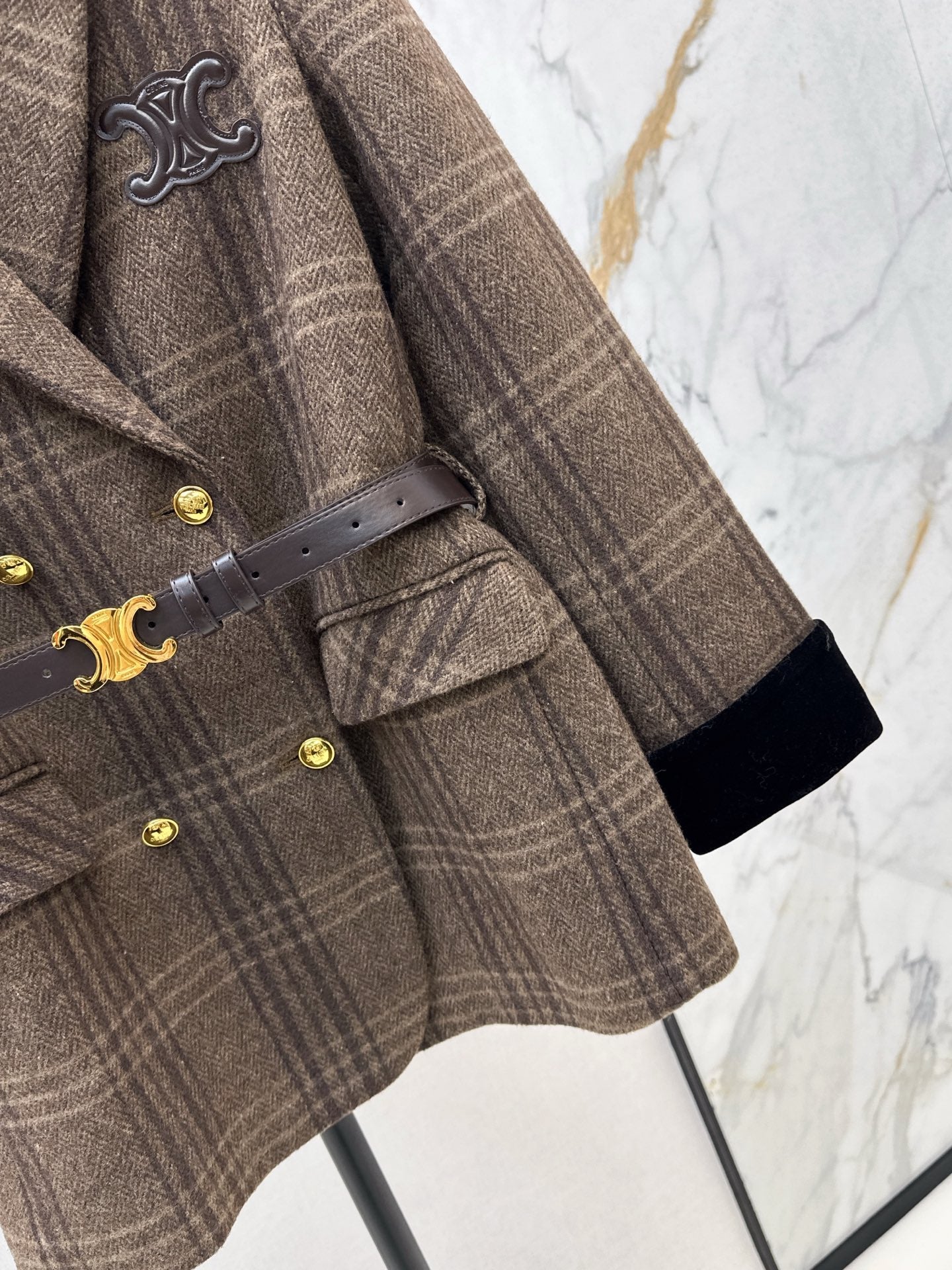 Ce1i NEW Plaid blazer