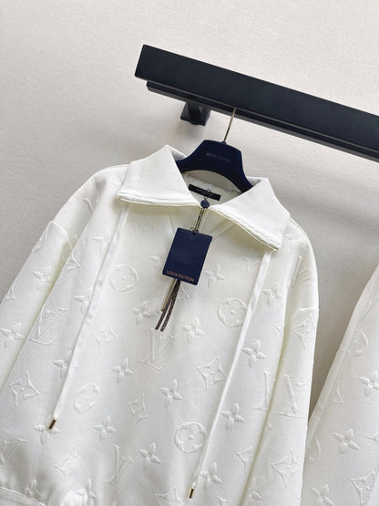 Louis NEW Letter-embossed sweatshirt