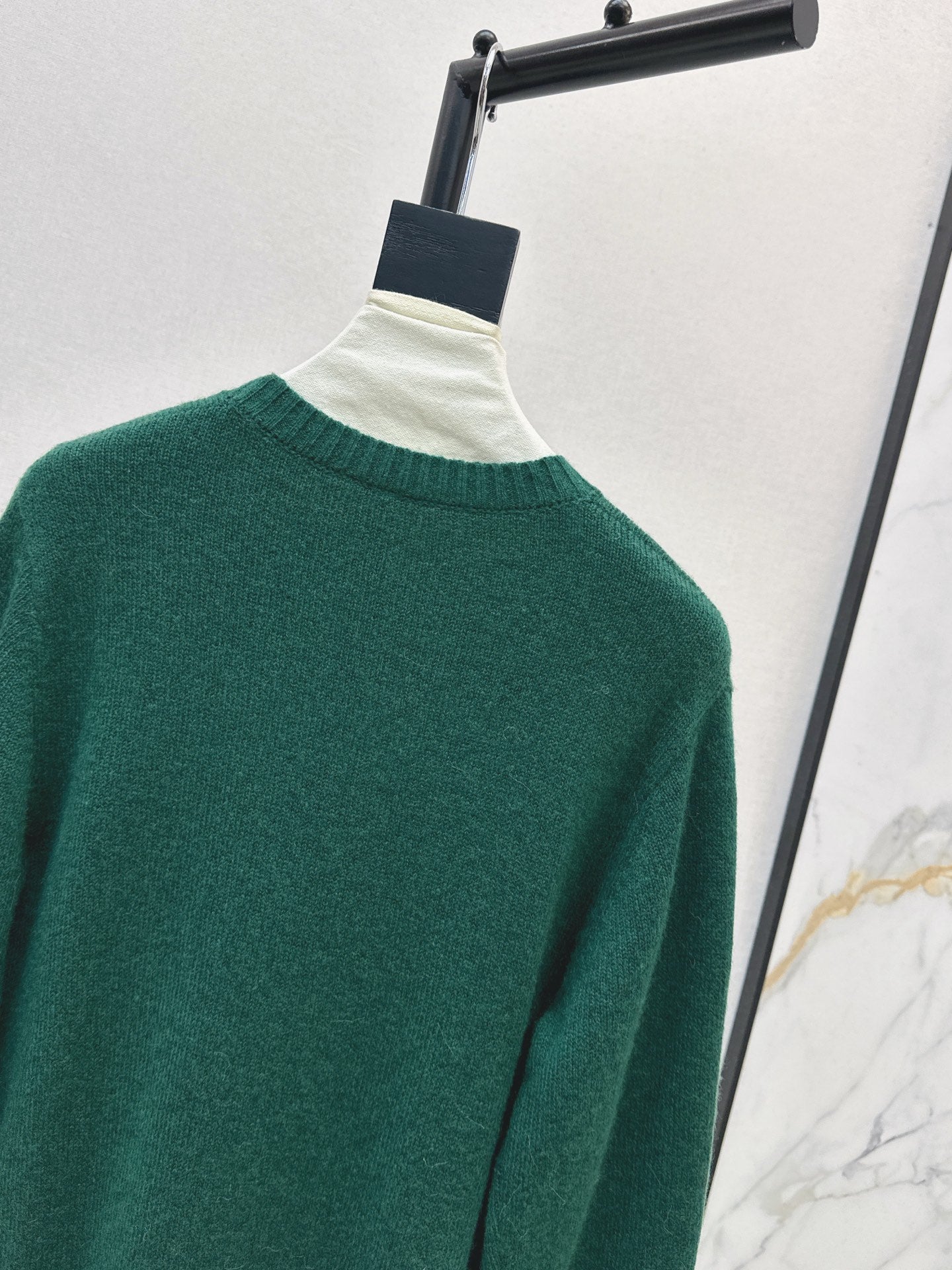 Ra1 NEW bear logo sweater