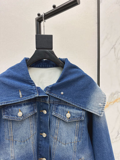 An NEW denim jacket