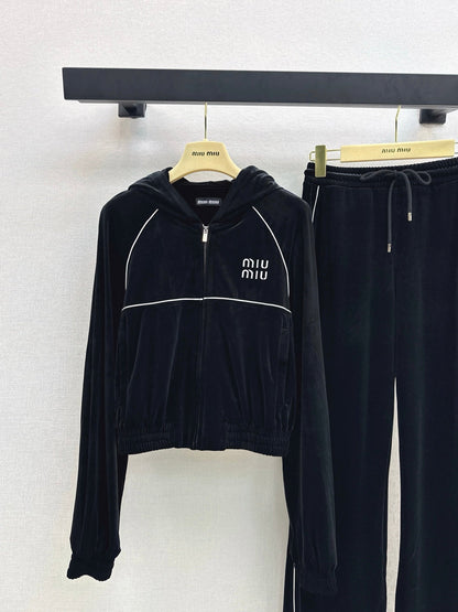 Miu NEW velvet suit