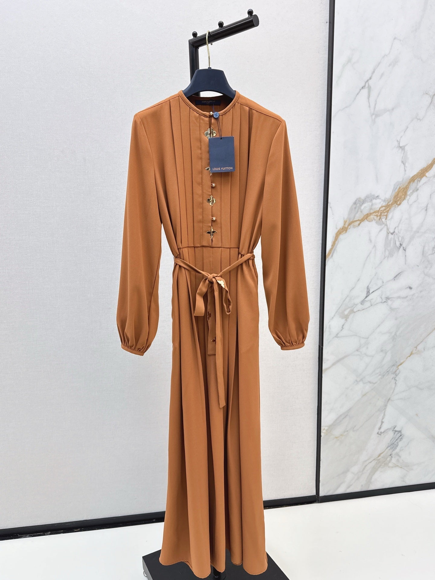 Louis NEW pleated dress