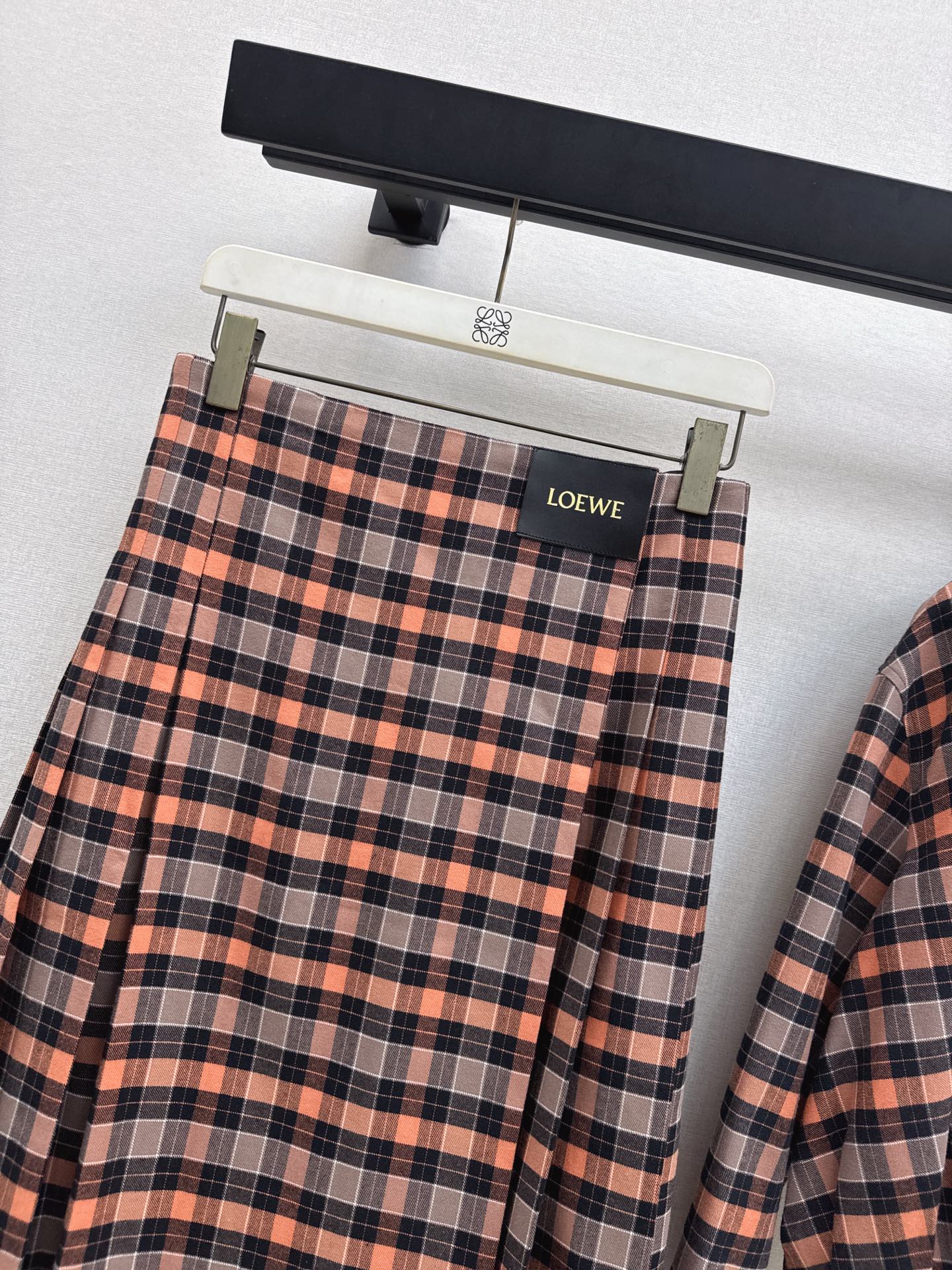 Loe NEW plaid skirt