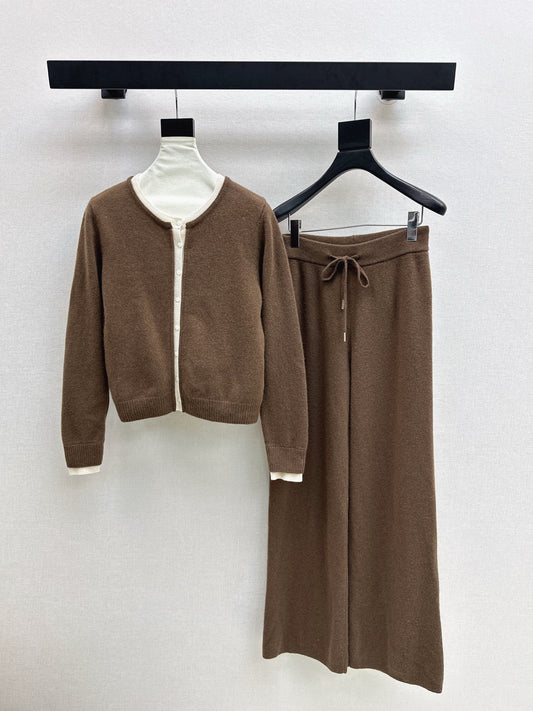 Loro NEW knitted suit