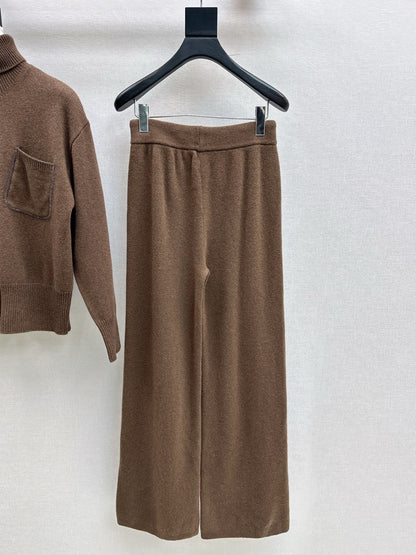 Burne NEW knitted suit