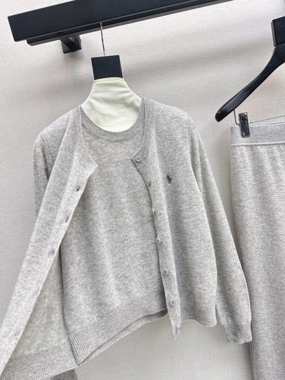 Ral NEW knitted suit