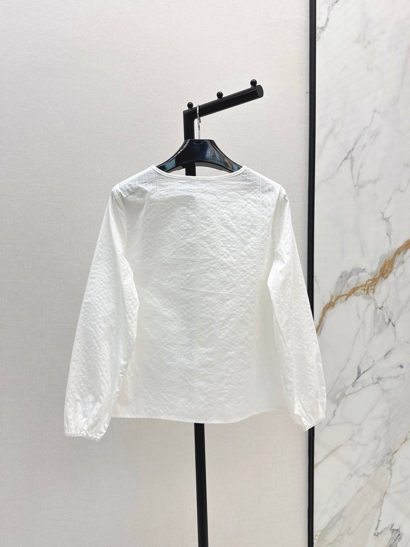 Ce1n NEW button shirt