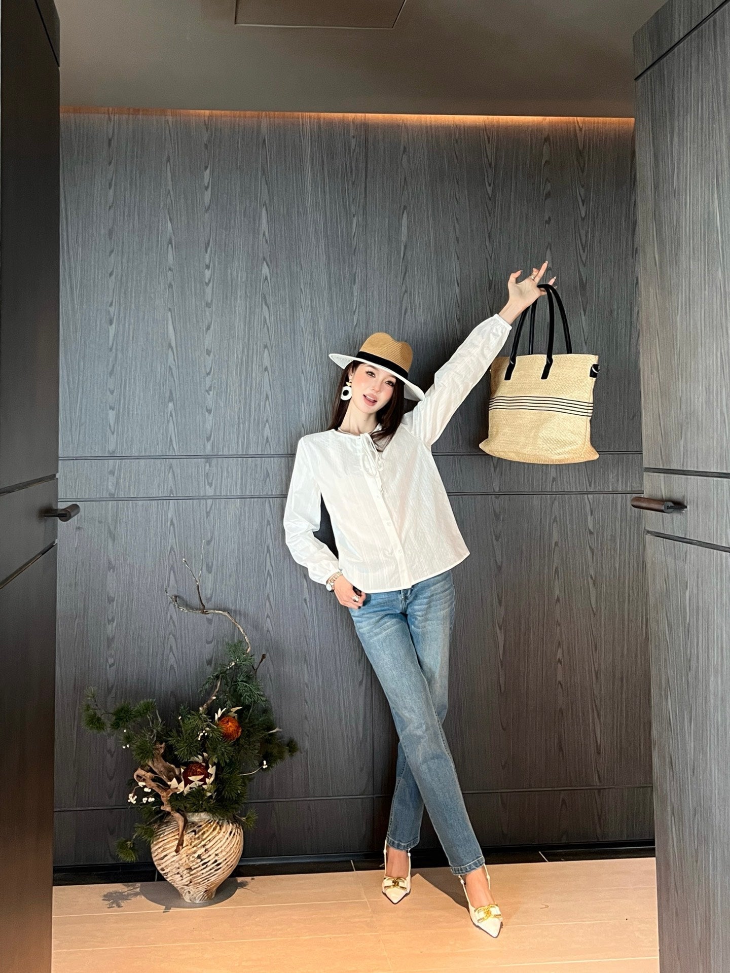 Ce1n NEW button shirt