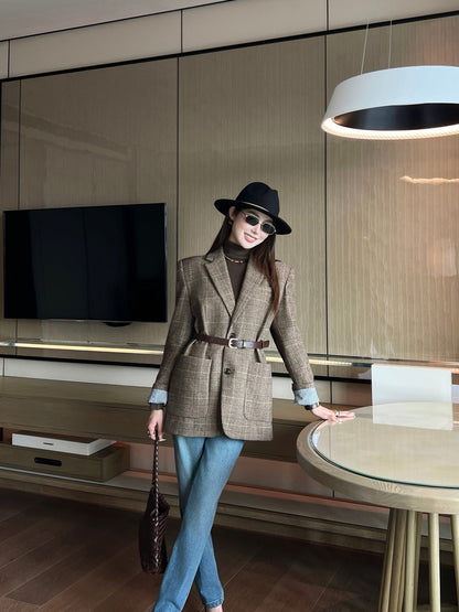 Ce1n NEW wool blazer