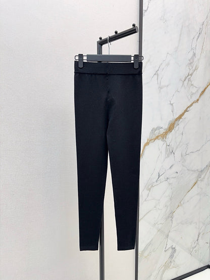 Max NEW Knitted leggings