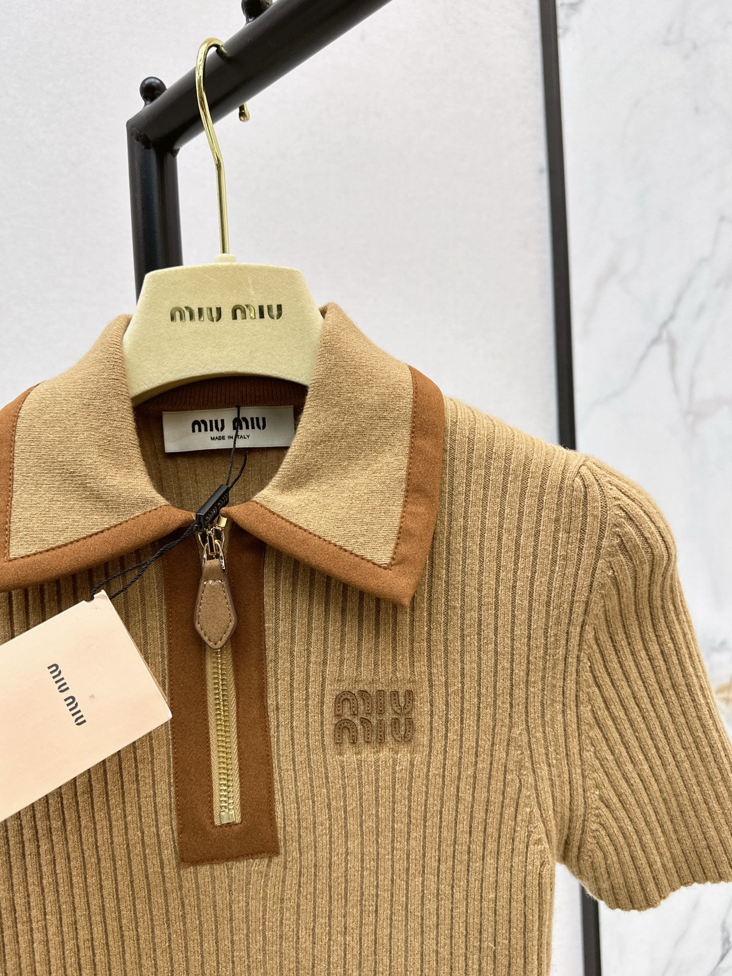 Miu NEW knitted sweater